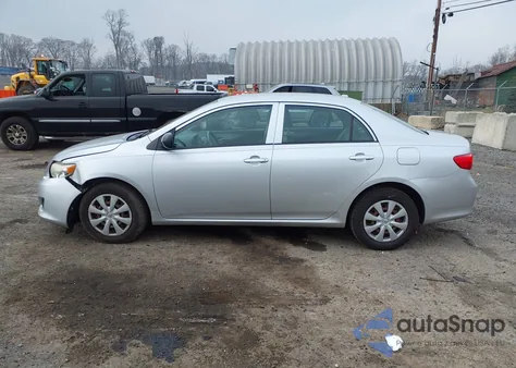 2010 Toyota Corolla z USA, uszkodzony, nr VIN JTDBU4EE2AJ055585